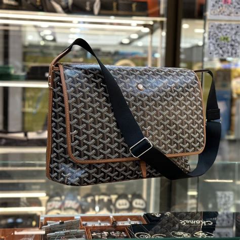 goyard messenger bag outfit|goyard capetien mm messenger bag.